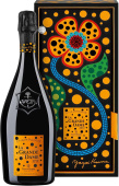 Veuve Clicquot La Grande Dame 2012 Limited Edition Design by Yayoi Kusama, в подарочной упаковке