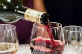 Роскачество поможет определить качество вина